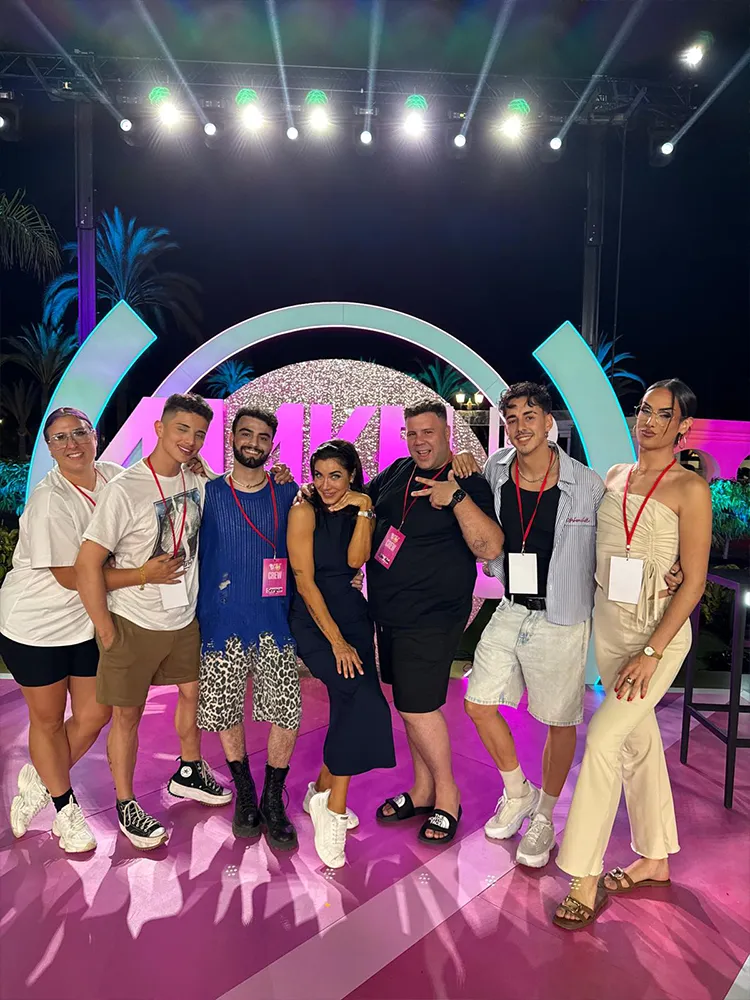 Trabajo de maquillaje profesional de Pako-Rón en Makeup Stars Drag Tour