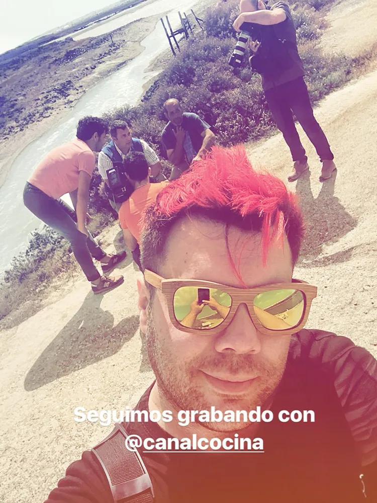 Pako-Rón en el set de un programa de Canal Cocina
