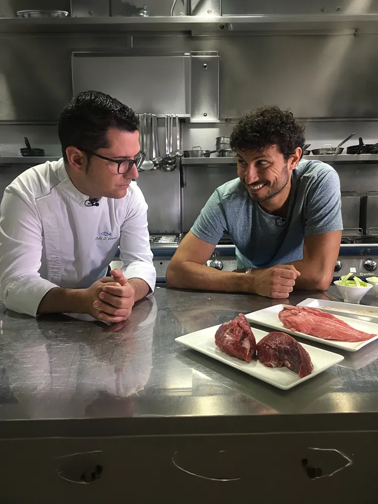 Programa de Canal Cocina en el que Pako-Rón trabajó como maquillador profesional